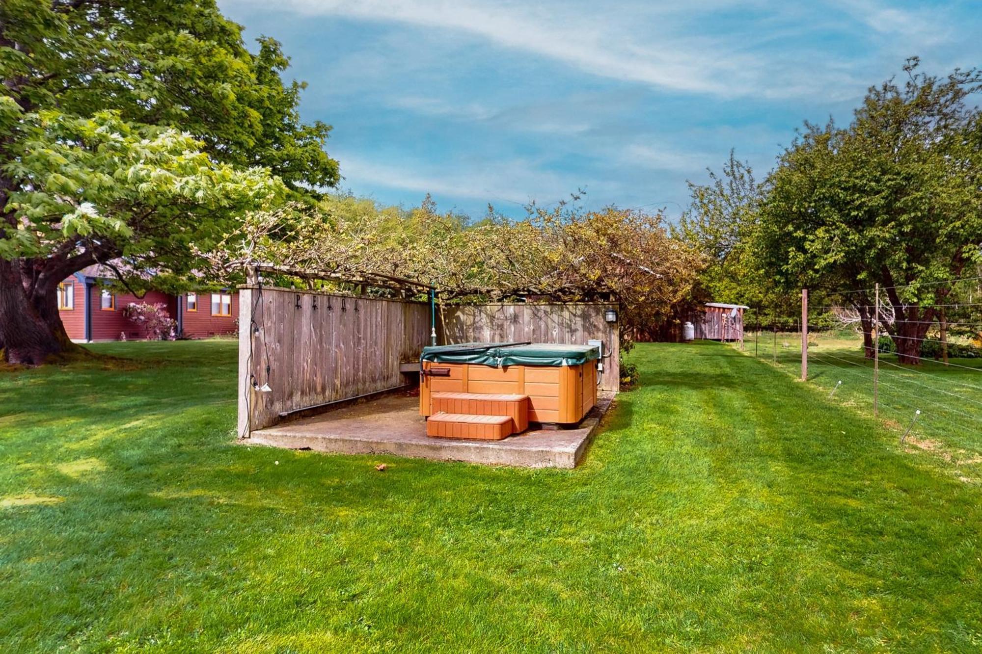 Willow Pond Aparthotel Coupeville Exterior photo